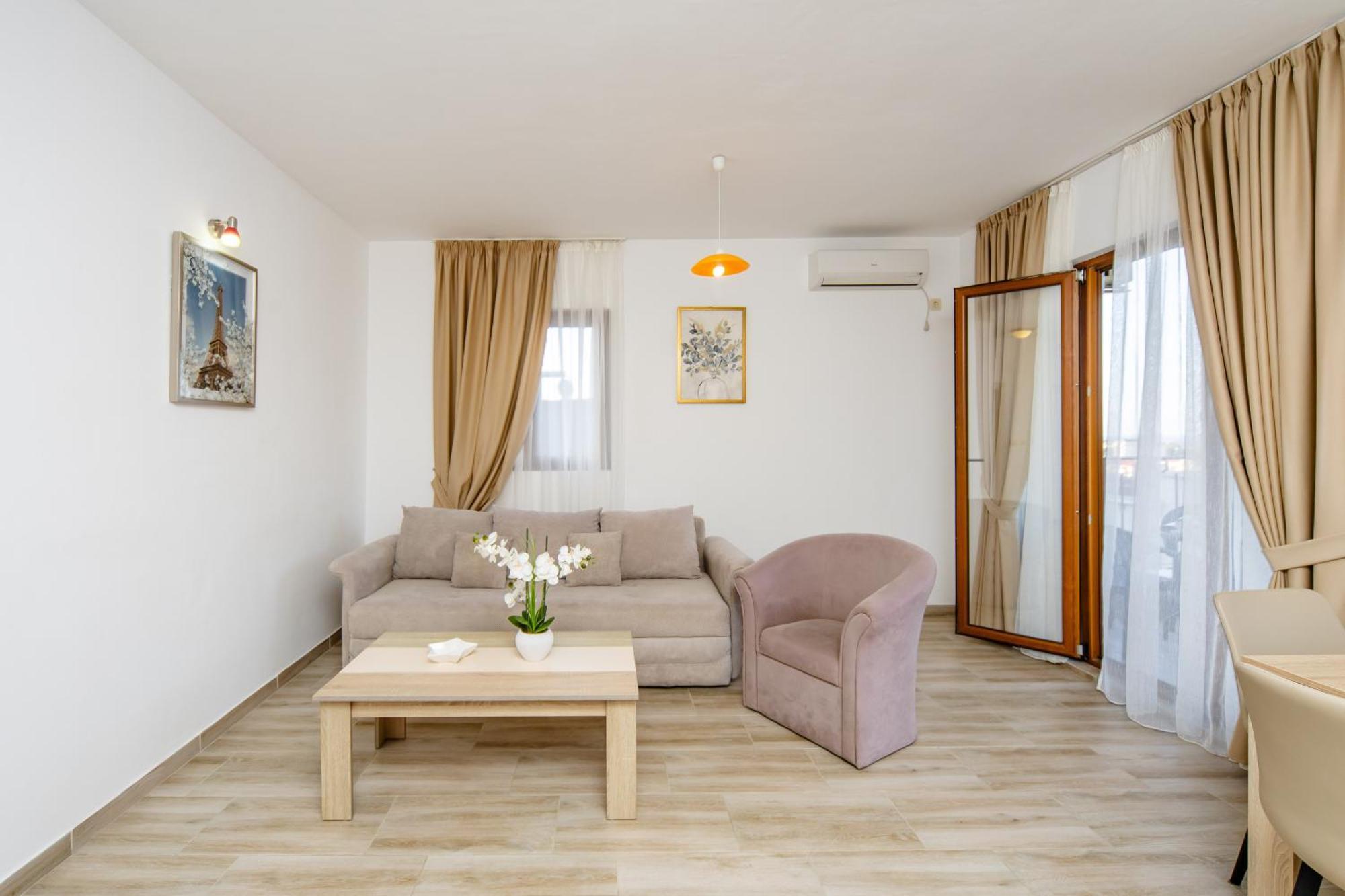 Arvala Apartments Budva Room photo